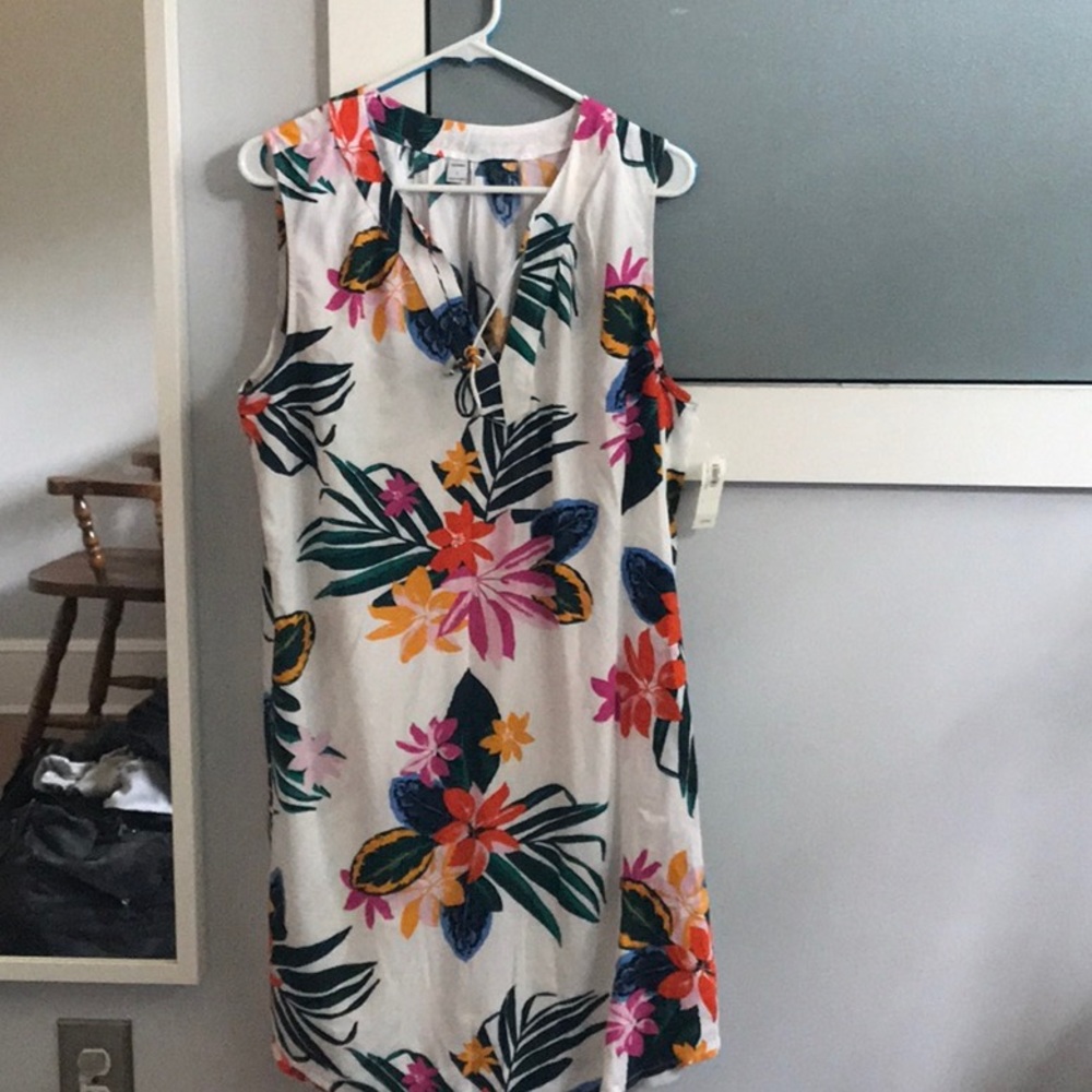 Large old navy floral dress